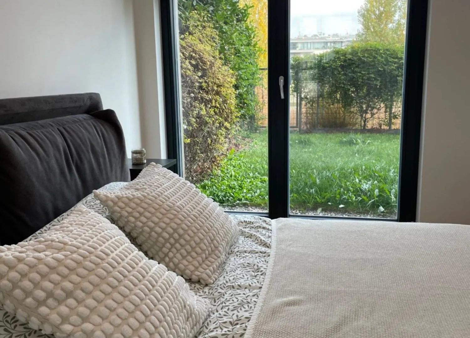 Lejlighed Serene & Private Garden Oasis Prag